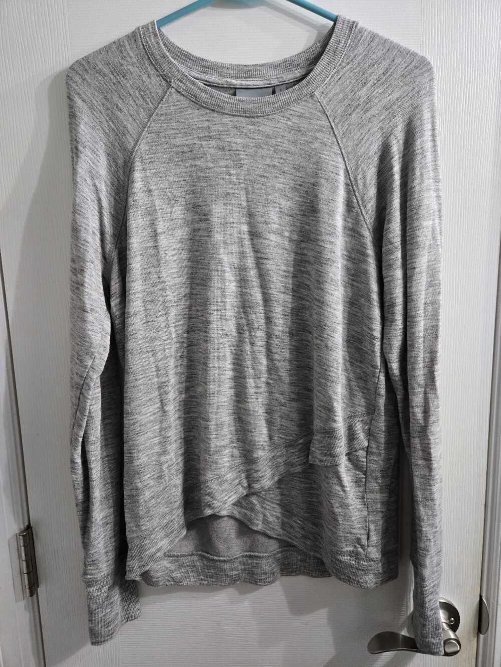 Athleta Criss Cross Sweatshirt Light Heather Grey Size S Cozy Soft NWOT
